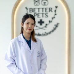 สพ.ญ. ธนภัทร แย้มสุวรรณ